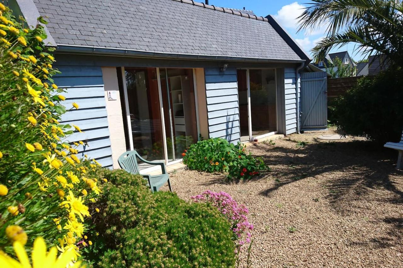 Le Petit Cottage Entre Village Et Mer Trélévern Kültér fotó